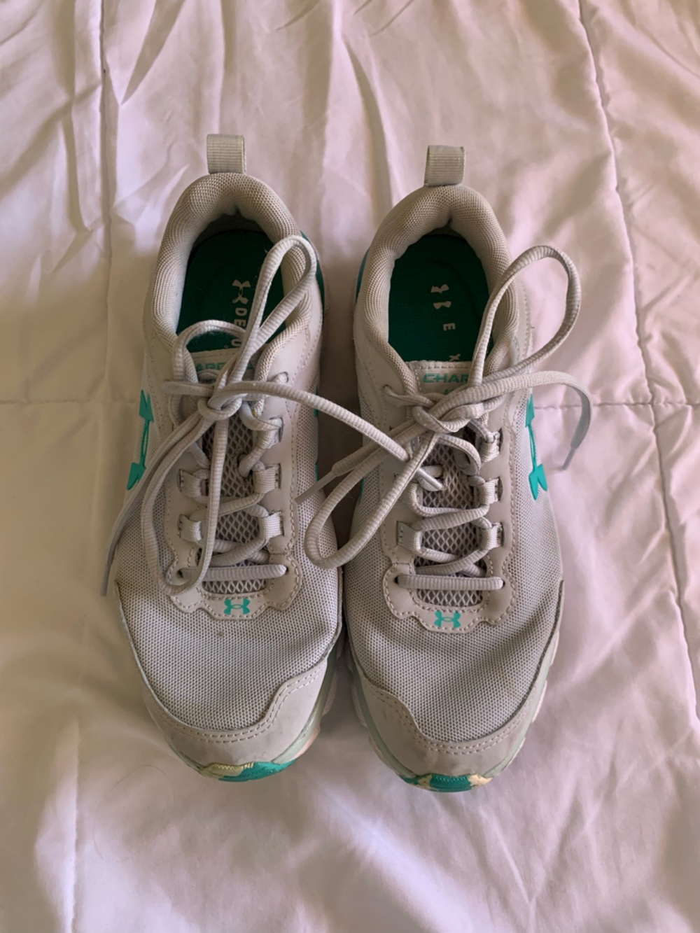 Under Armour Light Gray Sneakers with Teal Accents size 9